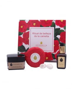 Beauty SAHO ritual based on camellia oil